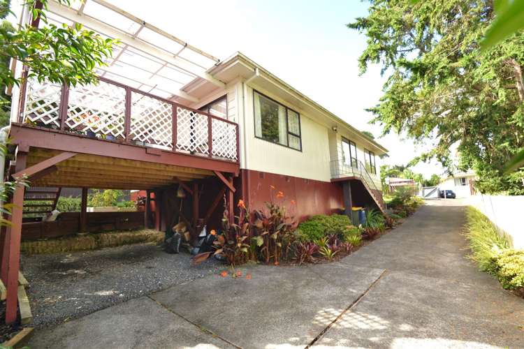 1/1 Pisces Road Glen Eden_18