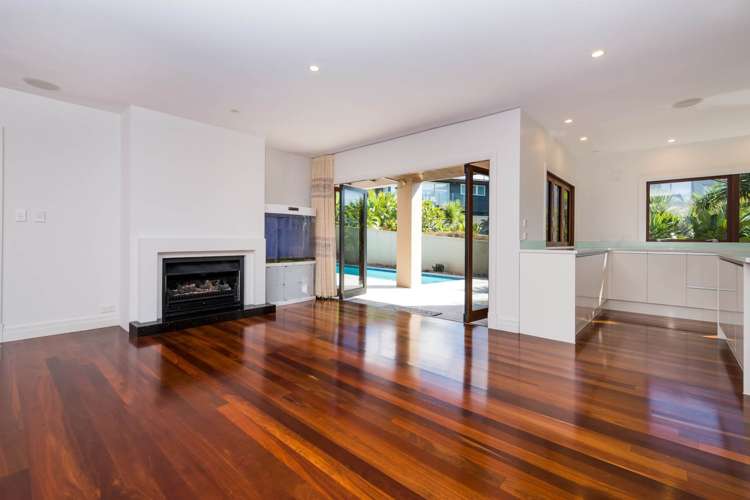 60a Seaview Road Castor Bay_9