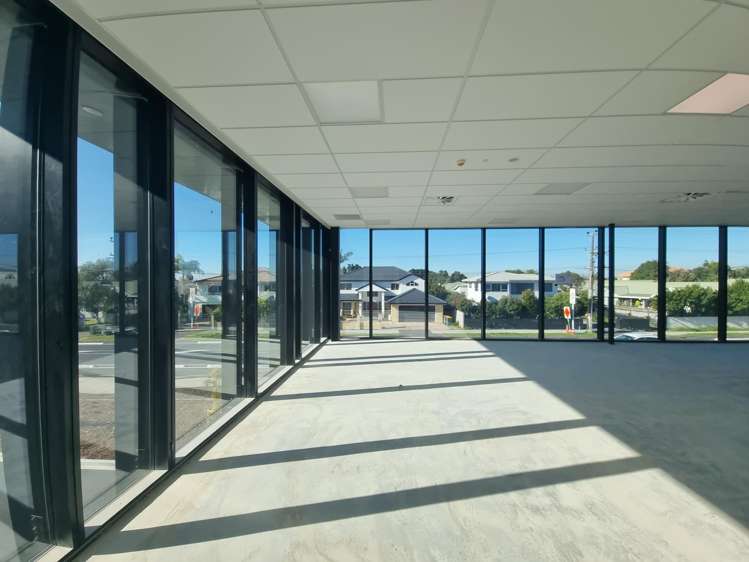 E/112 Hobsonville Road Hobsonville_4