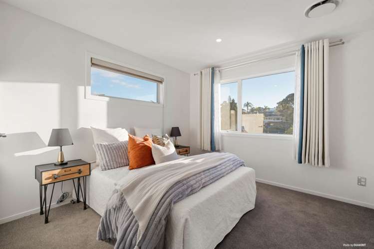 40B Olsen Avenue Hillsborough_17