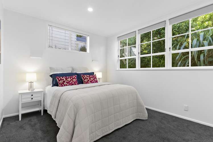 238 Marine Drive Lowry Bay Eastbourne_11