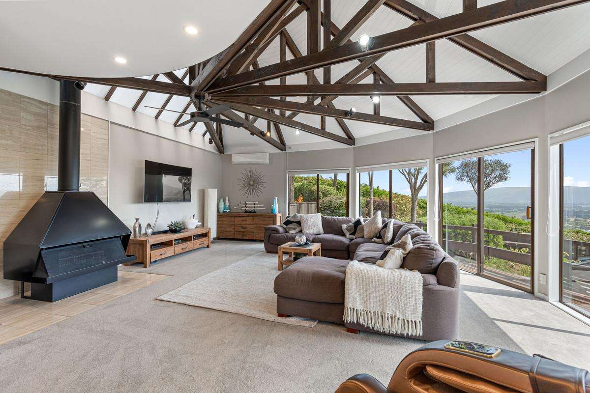 81 Chain Hills Road_1