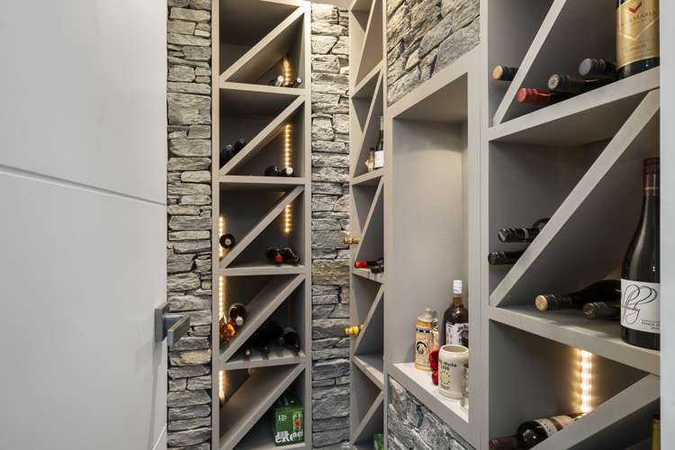 29 Selkirk Street Roslyn_21