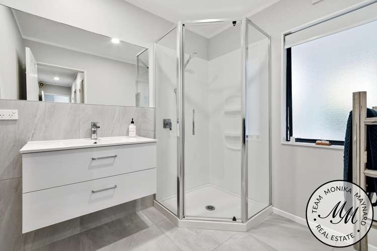 19 Silkwood Grove Totara Heights_16