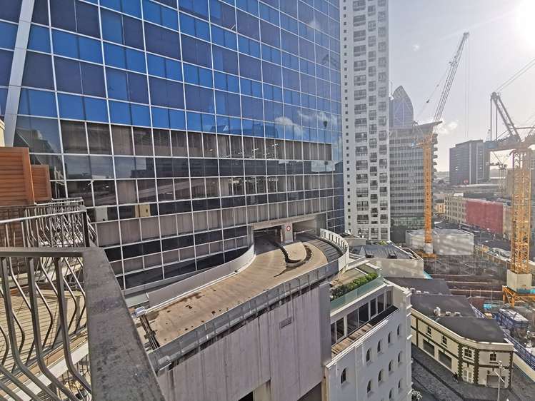 10f/23 Emily Place Auckland Central_5