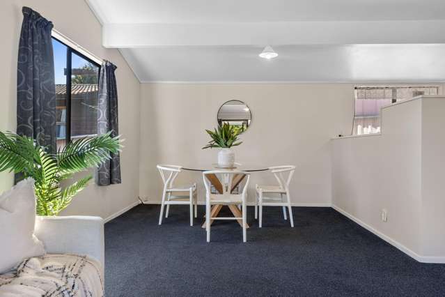 2B Baycroft Avenue Parkvale_3