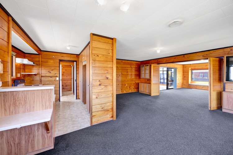 11 Heather Lea Hawera_5