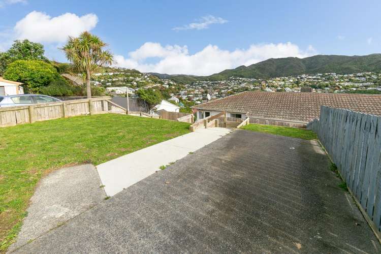 42 Victory Avenue Karori_16