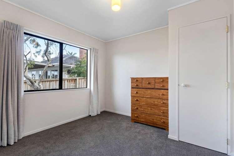 2/60 Elliot Street Howick_12