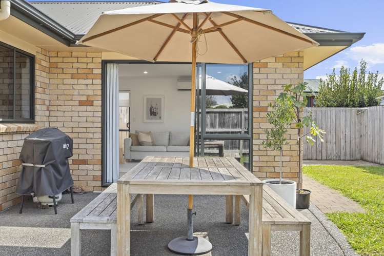 90A Grey Street 11373_15