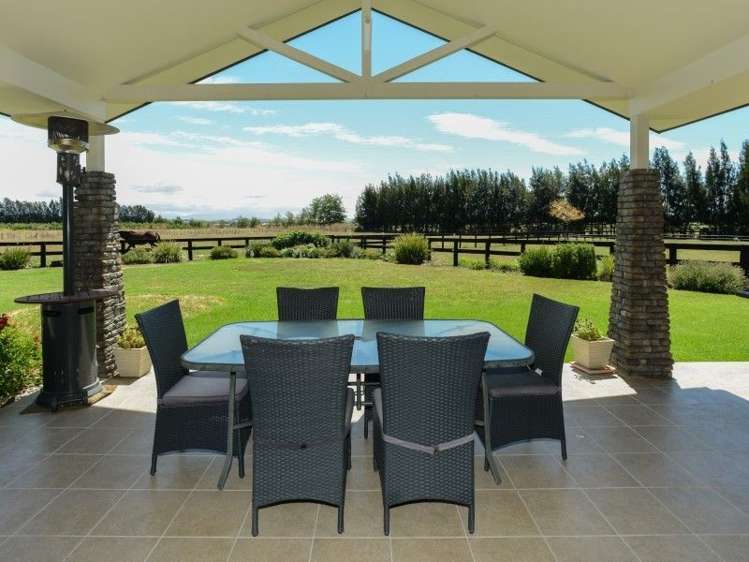 17 The Loop Meeanee_1