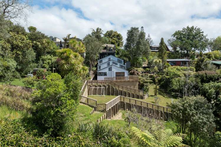 692 South Titirangi Road Titirangi_16
