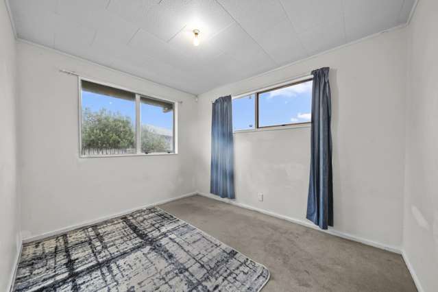 2/30 Kennington Drive Clendon Park_4