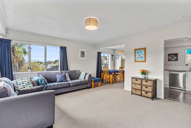 8 Tetrarch Place Totara Vale_5