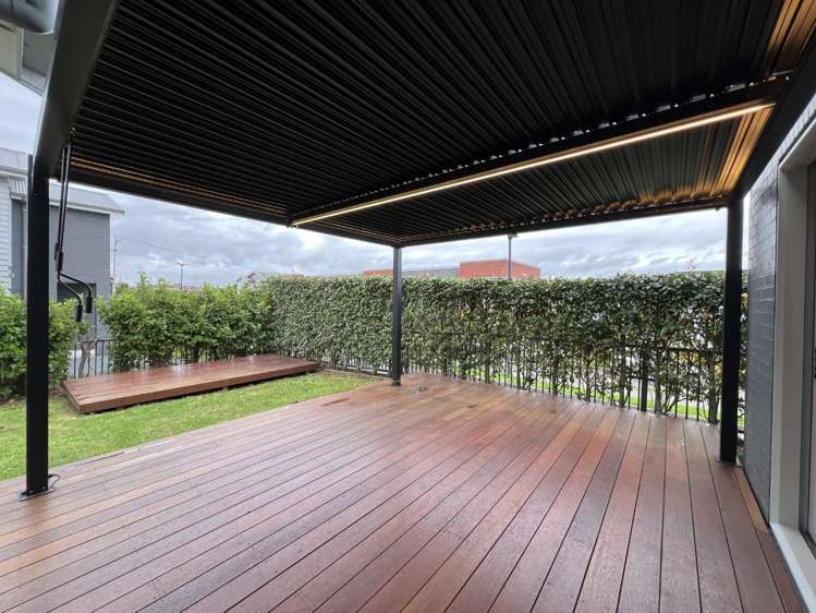 5 George McWhirter Avenue West Harbour_16