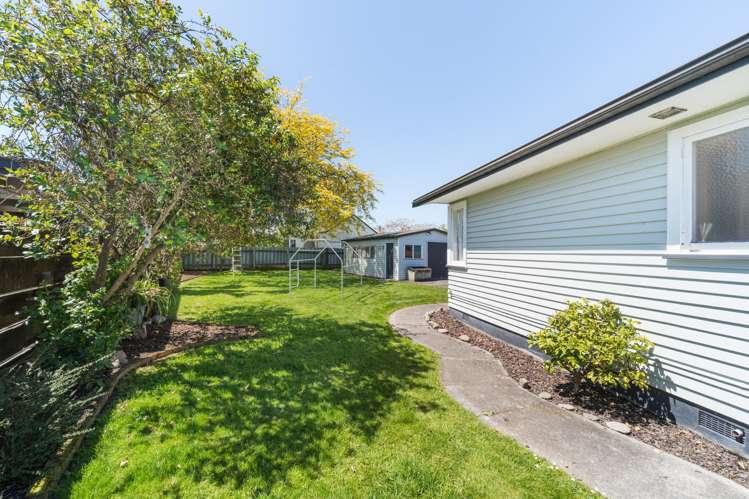 61 Lockhart Avenue Milson_24