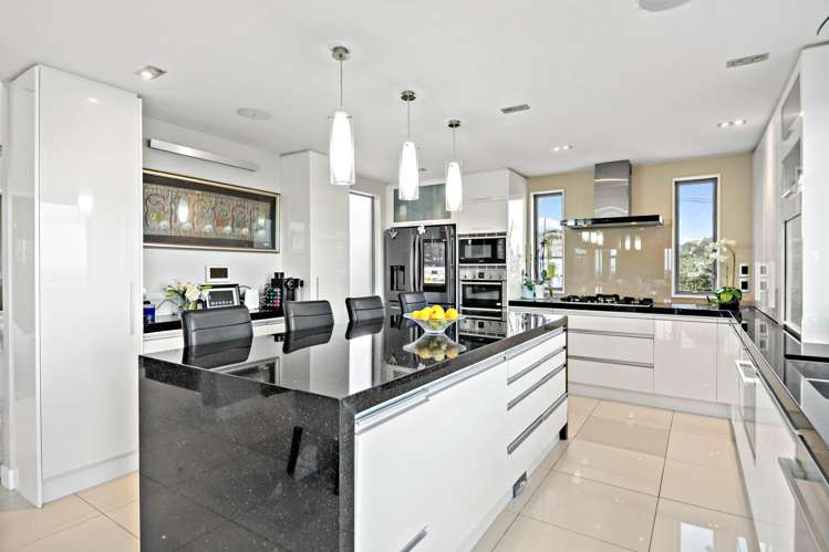 11 Hoskins Avenue Hillsborough_7