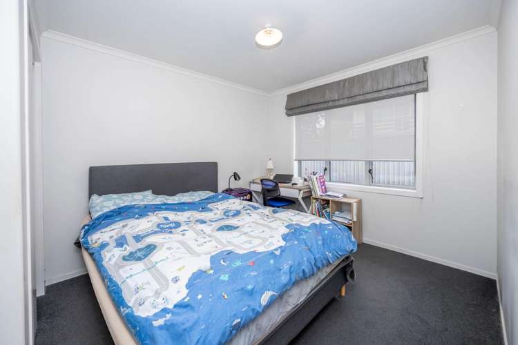 2/3 June Place Hamilton East_16