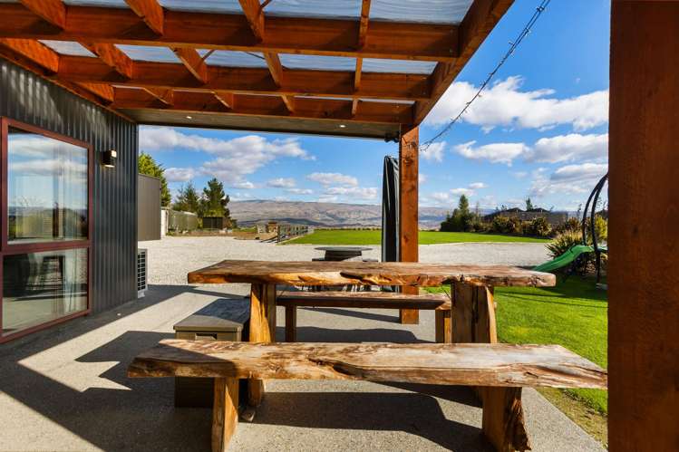 94 Hillview Road Alexandra_16