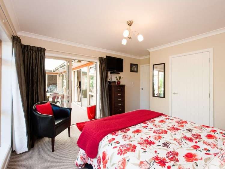 10 Nottinghill Drive Springlands_14