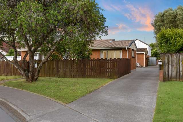 1&2/110 Celtic Crescent Ellerslie_2