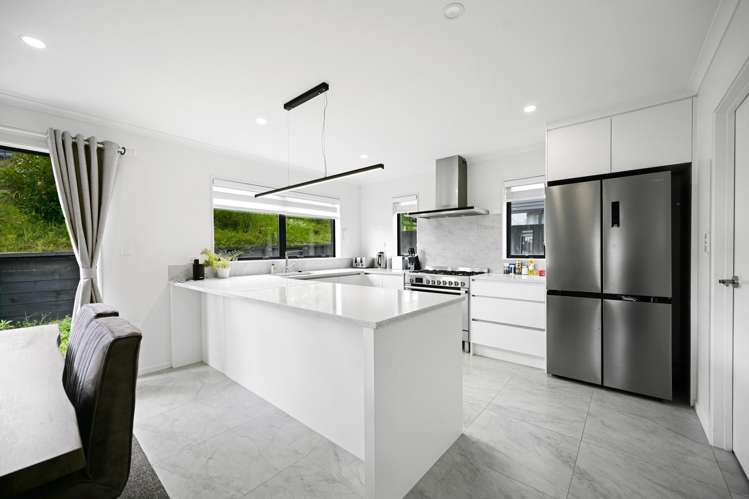 1 Oku Close Hillcrest_3