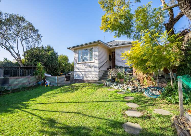 222 Saint Vincent Street Toi Toi_5