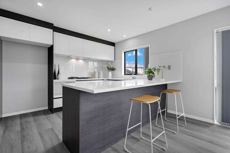 86b Hutchinsons Road Bucklands Beach_11