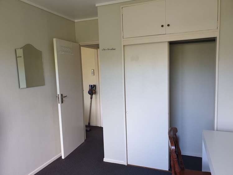 Lower Flat/10A Norna Crescent Kelburn_12