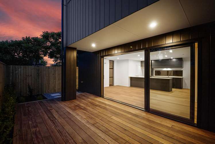 152C Hills Road Edgeware_1