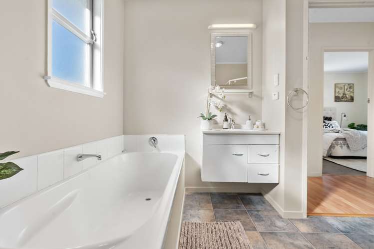 31 Rielly Place Mount Wellington_13