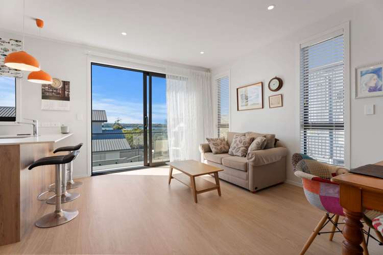 8c Lyndhurst Street Wai O Taiki Bay_7