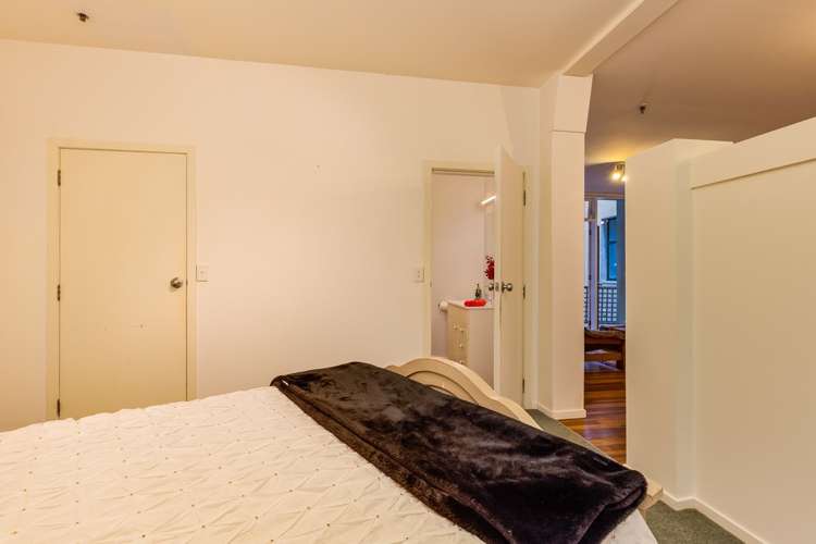 8d Egmont Street Te Aro_10