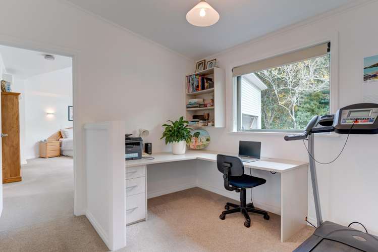 13 Florance Avenue Russell_13