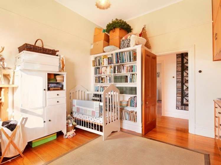 8a Arawhata Street Porirua East_11