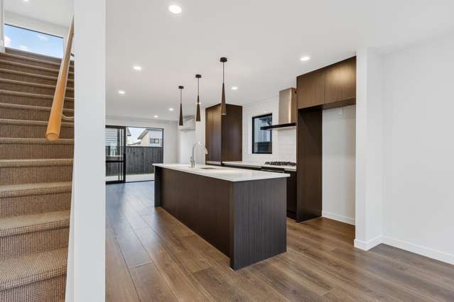 6 Alexander French Close Silverdale_2