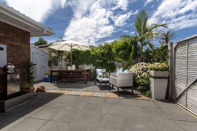 18 Doment Crescent Orewa_1