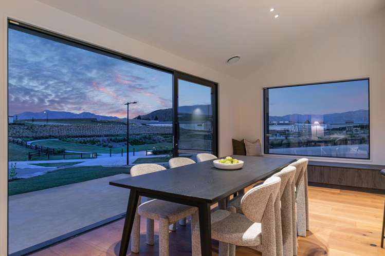 74 Avalon Station Drive_1