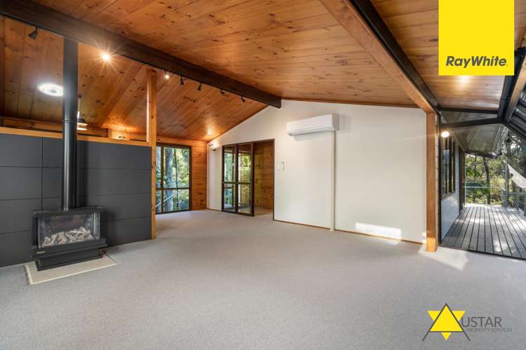 700 West Coast Road Oratia_9