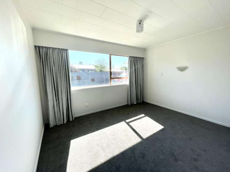 2/408 Southampton Street East 10474_6