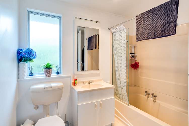 4 Otatara Road Taradale_8