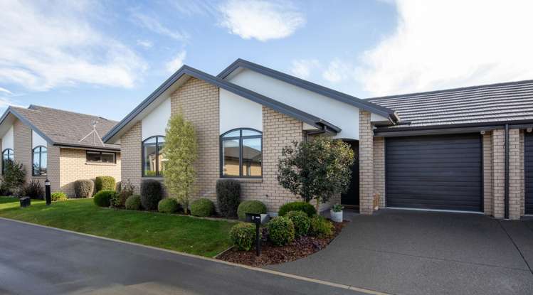 5 Silk Lane / 34 kendon Drive_0