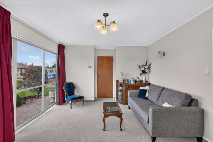1/22 Avondale Road Taradale_3