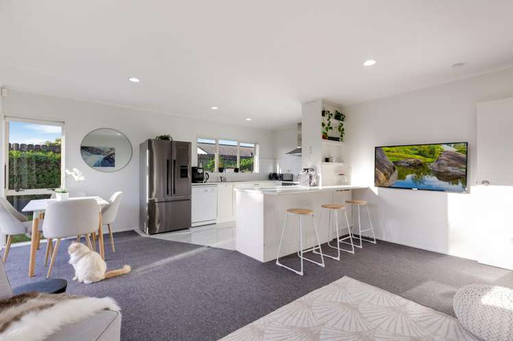 137 Naylors Drive Mangere_1