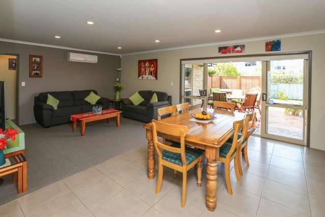 38 Heathfield Avenue 2750_2