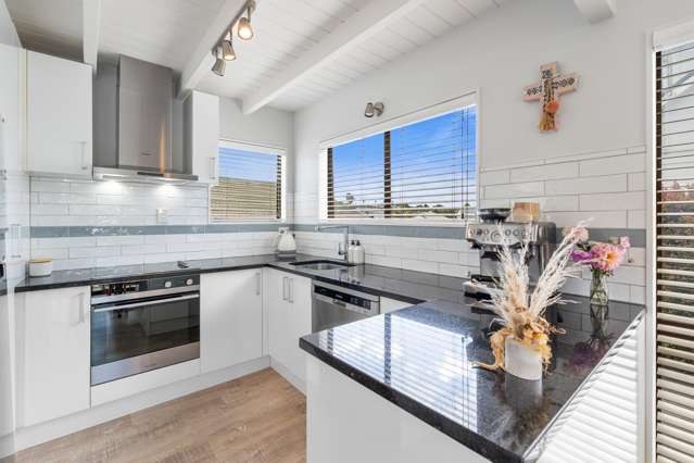 16b Bay Street Red Beach_2