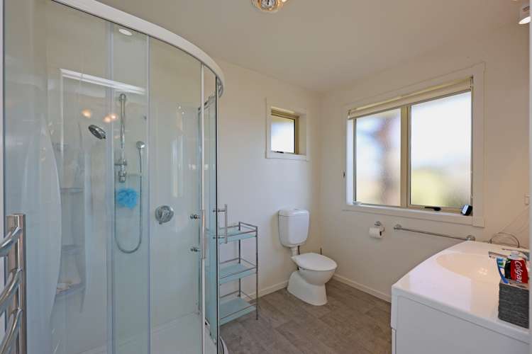 70 Airedale Road Weston_11