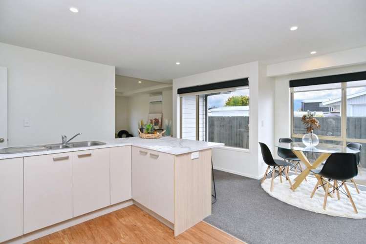 95 Gayhurst Road Dallington_10