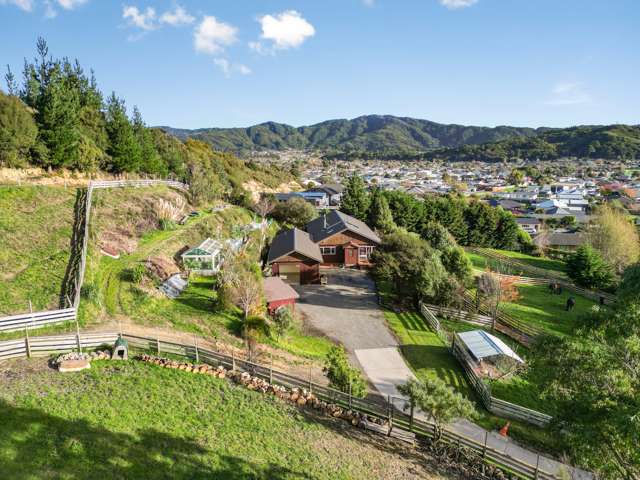 34 Pencarrow Crescent Wainuiomata_4