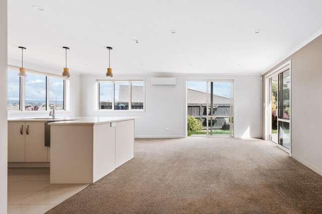 57/4 Greystone Place Omokoroa_3